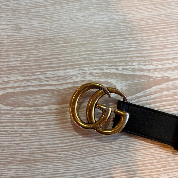 Gucci Leather Belt with Double G Buckle - Picture 3 of 6